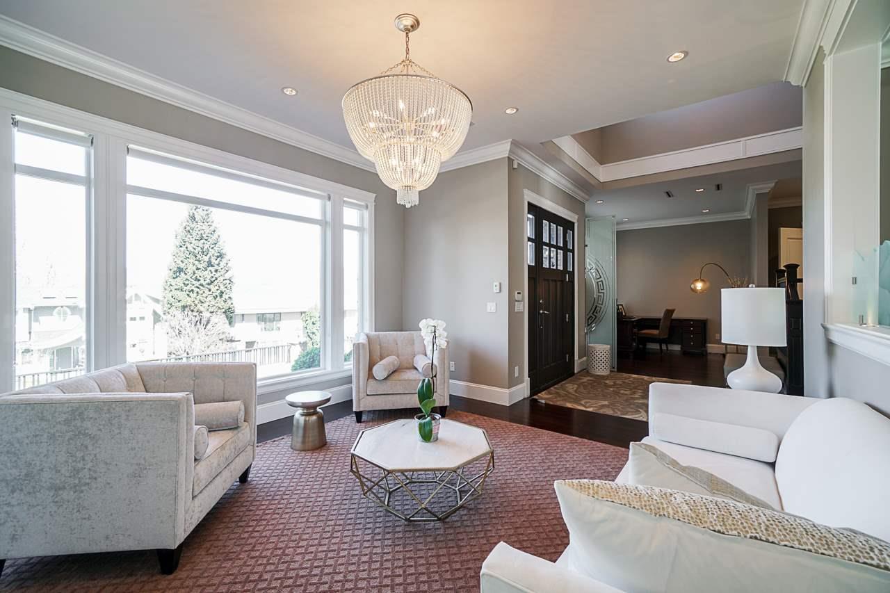 4070 Edinburgh St, Burnaby North 5