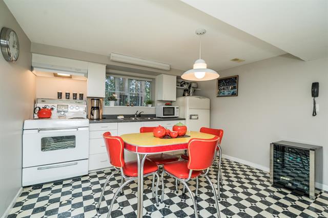 2091 Sperling Avenue, Burnaby North 23
