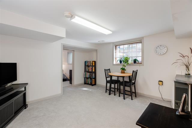 3804 Cambridge St, Burnaby North 26