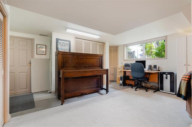 3804 Cambridge St, Burnaby North 27