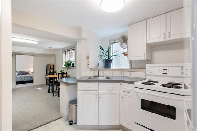 3804 Cambridge St, Burnaby North 31
