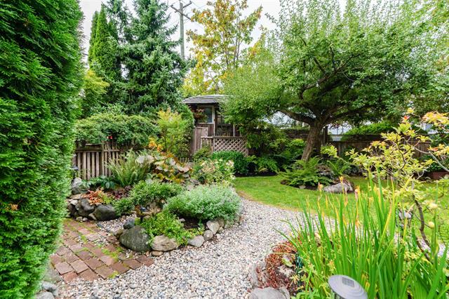 3804 Cambridge St, Burnaby North 36