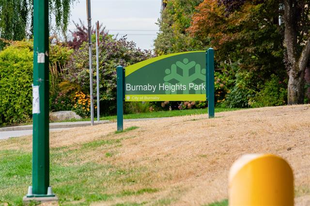 3804 Cambridge St, Burnaby North 40