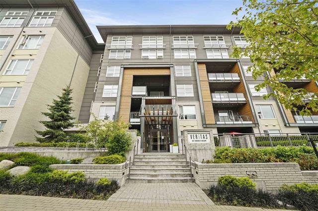 415 9877 University Crescent, Burnaby North