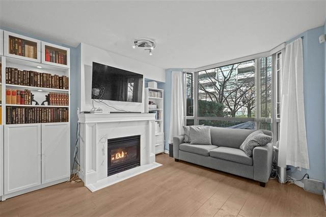 TH1 1889 Rosser Avenue, Burnaby North 2