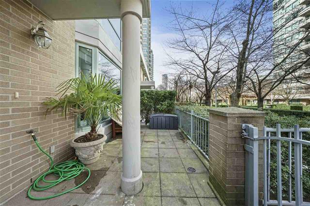 TH1 1889 Rosser Avenue, Burnaby North 21