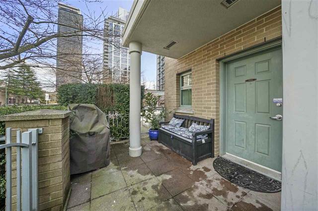 TH1 1889 Rosser Avenue, Burnaby North 22