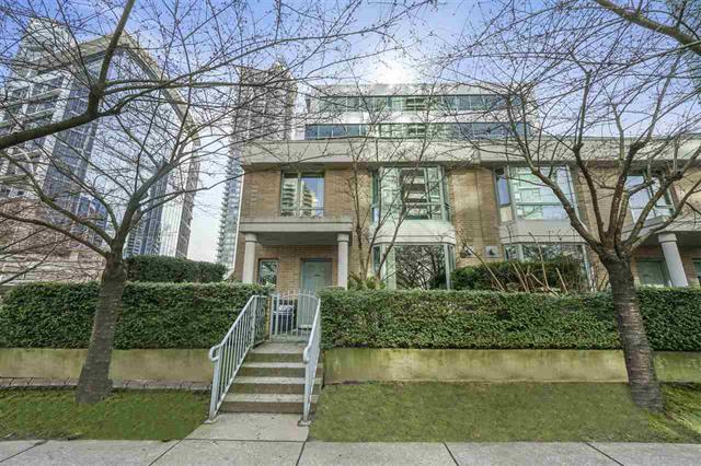 TH1 1889 Rosser Avenue, Burnaby North 23