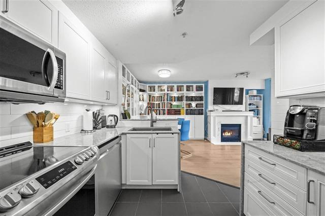 TH1 1889 Rosser Avenue, Burnaby North 7
