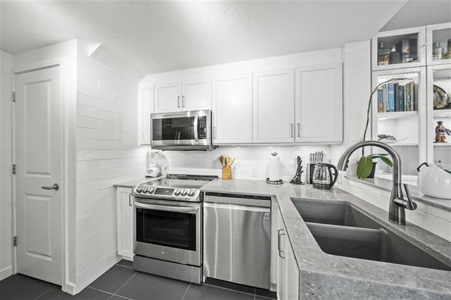 TH1 1889 Rosser Avenue, Burnaby North 8