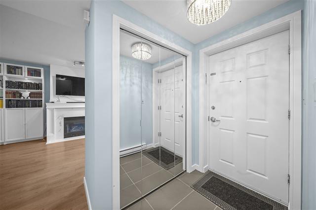 TH1 1889 Rosser Avenue, Burnaby North 9