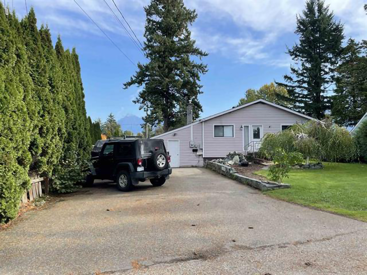 9136 Holly Street, Chilliwack 2