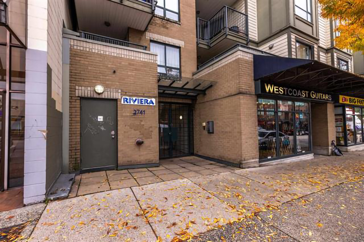 302 2741 E Hastings Street, Vancouver East 37