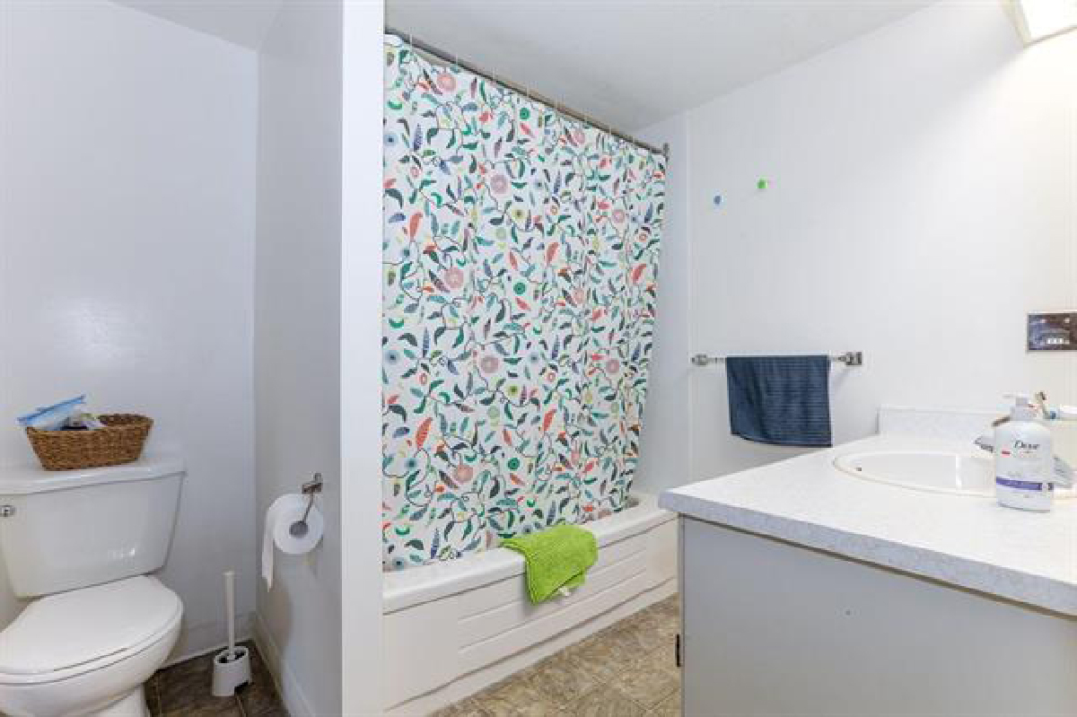 201 5932 Patterson Avenue, Burnaby South 11