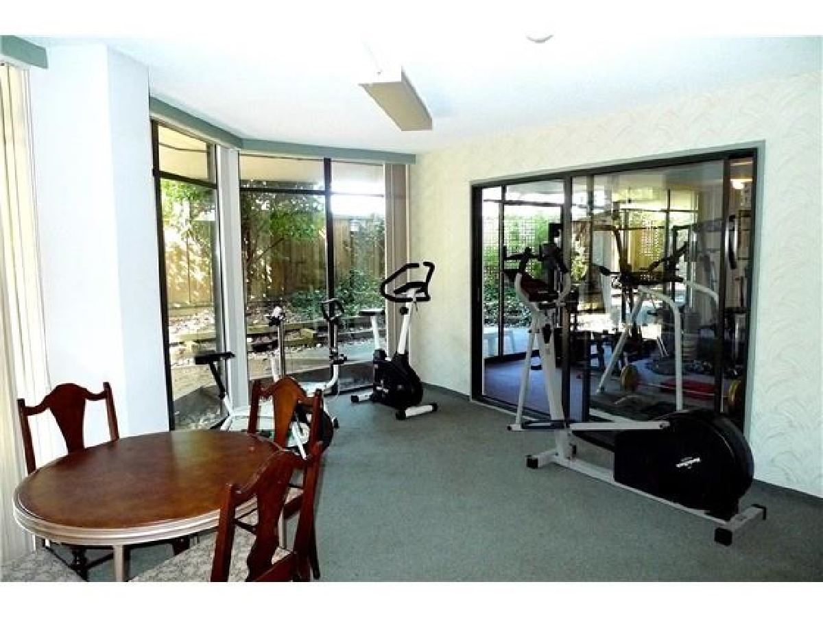 201 5932 Patterson Avenue, Burnaby South 13