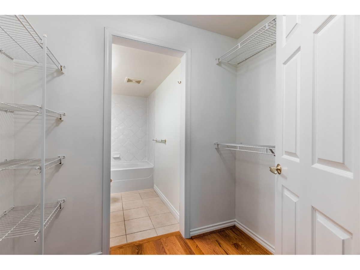 302 2741 E Hastings Street, Vancouver East 25