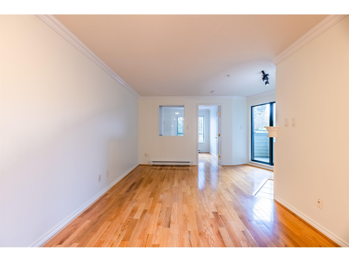 302 2741 E Hastings Street, Vancouver East 7