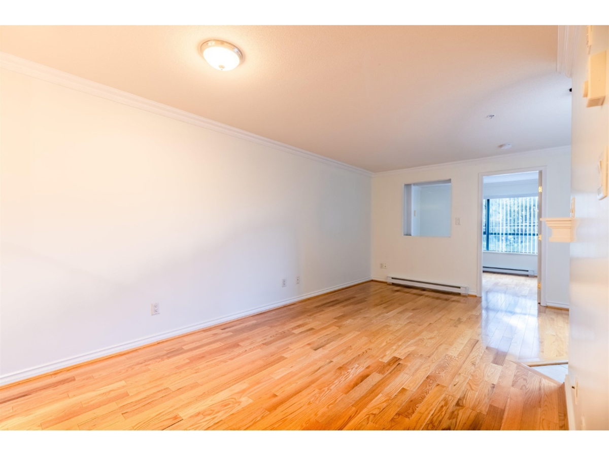 302 2741 E Hastings Street, Vancouver East 8