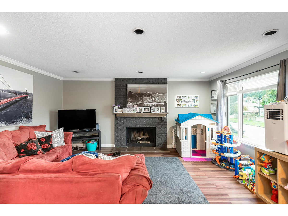 1931 Taylor Street, Port Coquitlam 17