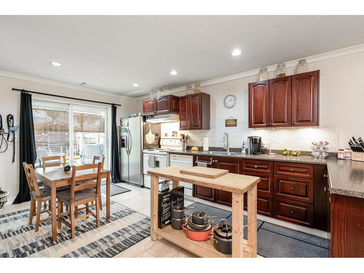 1931 Taylor Street, Port Coquitlam 3