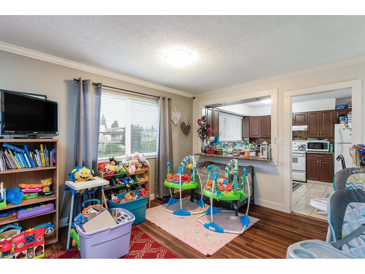 1931 Taylor Street, Port Coquitlam 21