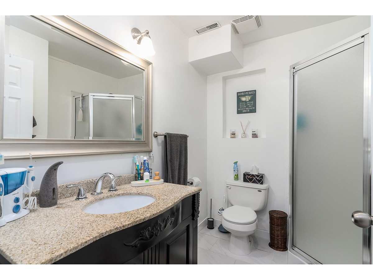 1931 Taylor Street, Port Coquitlam 23
