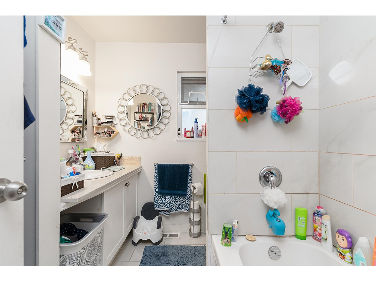 1931 Taylor Street, Port Coquitlam 25
