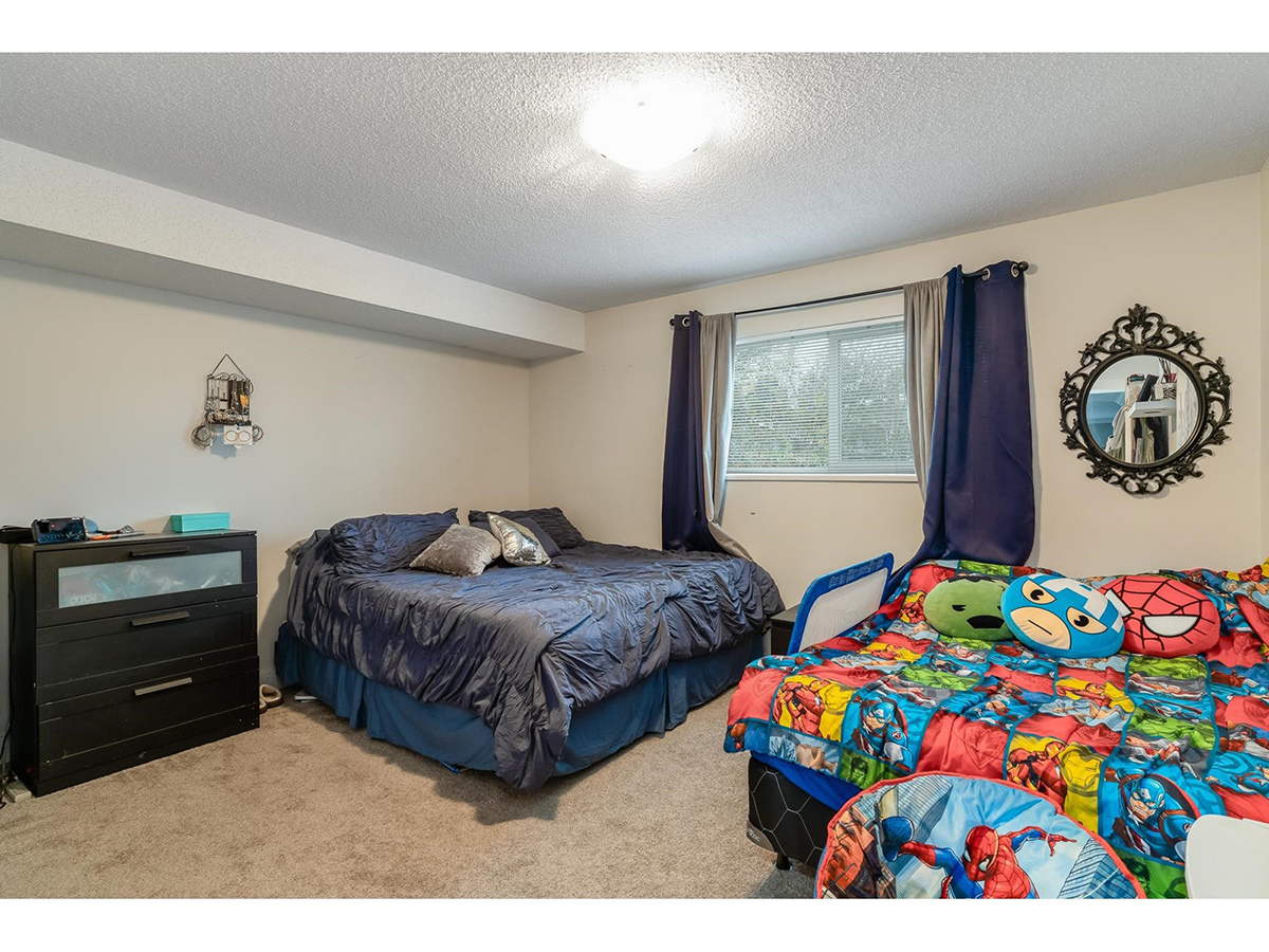 1931 Taylor Street, Port Coquitlam 27