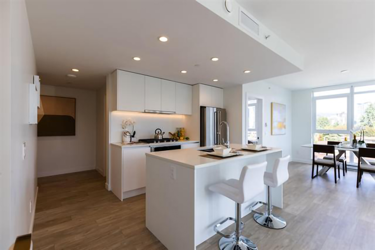 607 525 Foster Avenue, Coquitlam 2