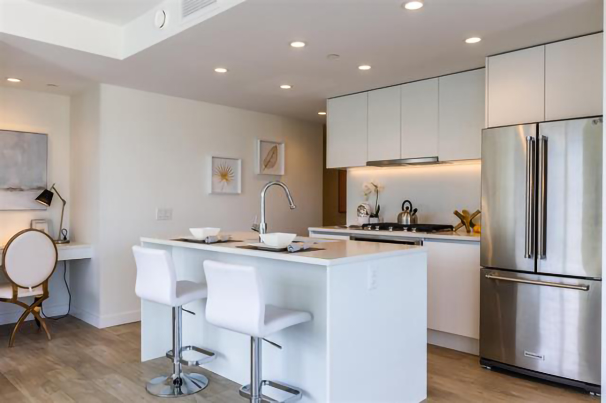 607 525 Foster Avenue, Coquitlam 5