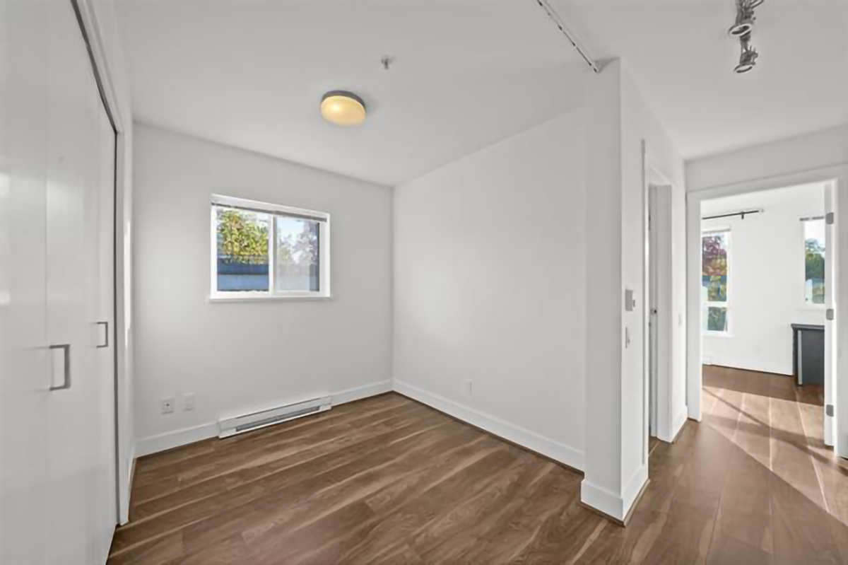 17 6868 Burlington Avenue, Burnaby South 16