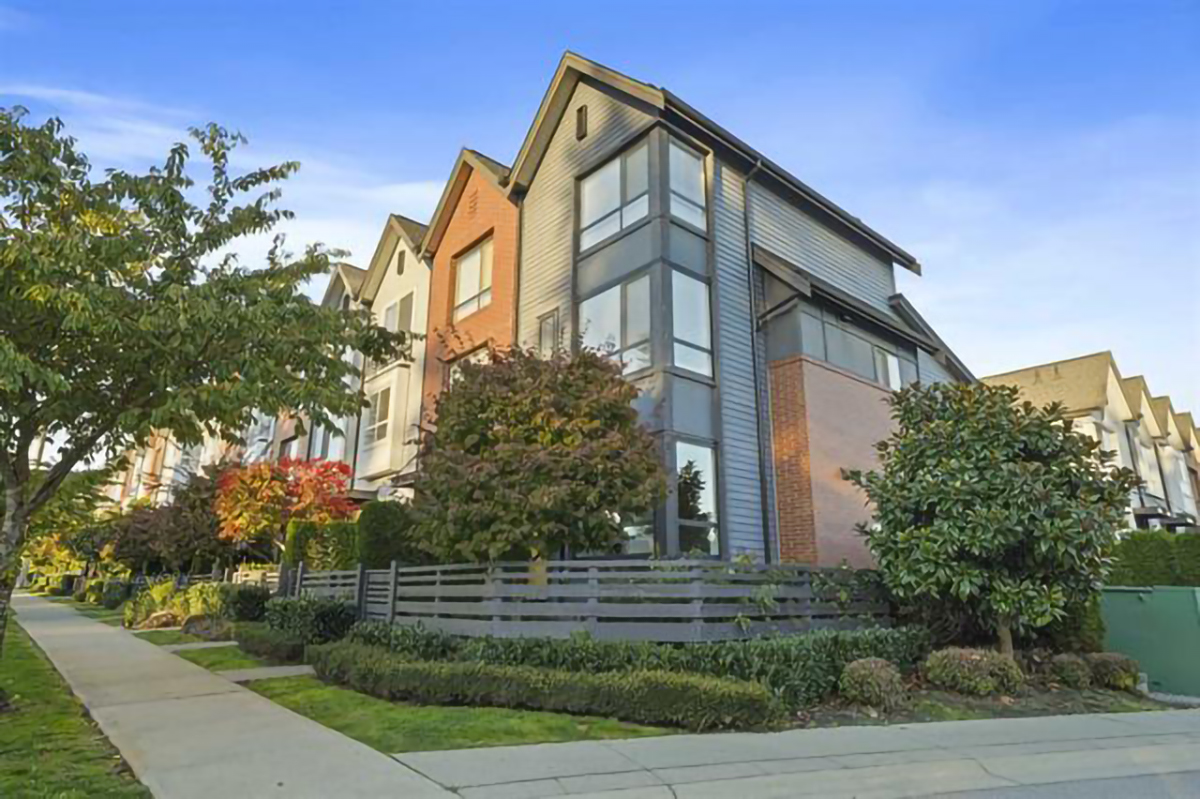 17 6868 Burlington Avenue, Burnaby South