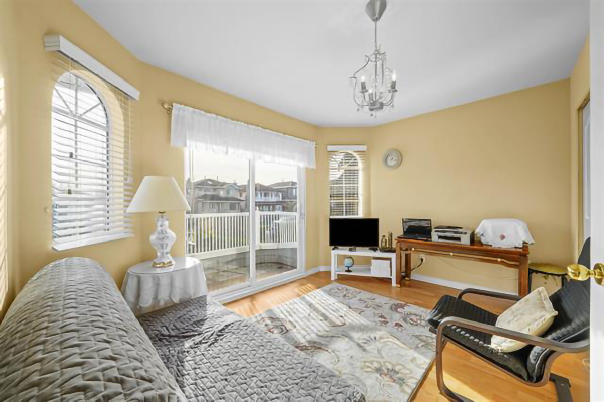 4251 Oxford Street, Burnaby North 16