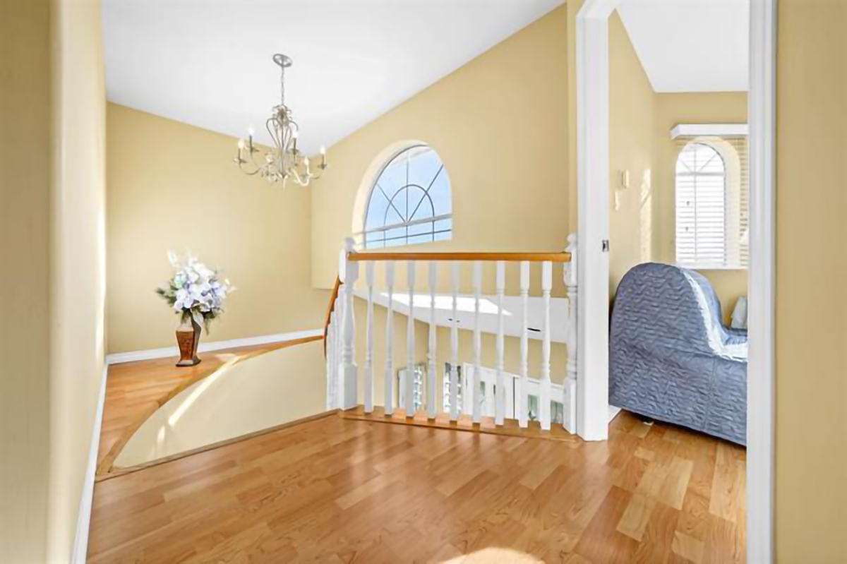 4251 Oxford Street, Burnaby North 25