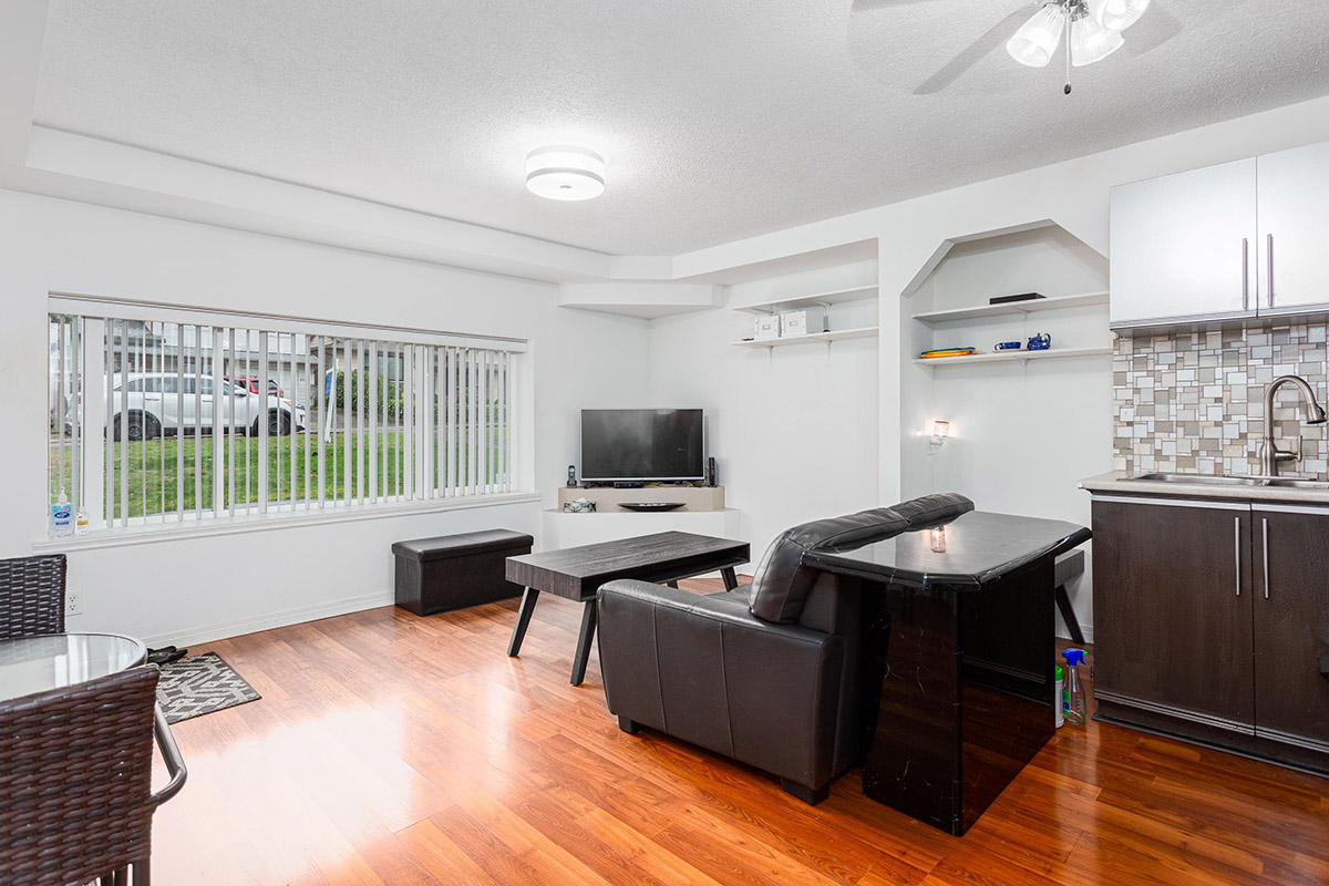 648 Girard Avenue, Coquitlam 15