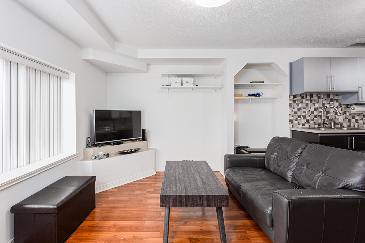 648 Girard Avenue, Coquitlam 16