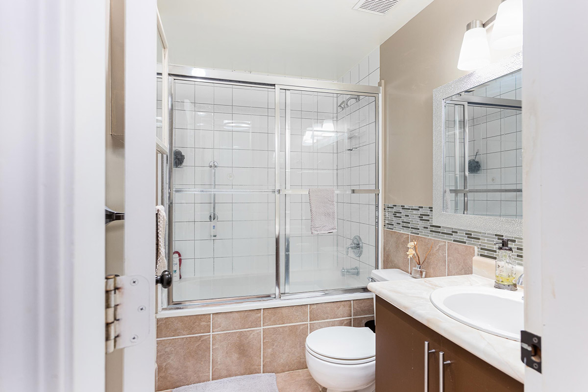 648 Girard Avenue, Coquitlam 18