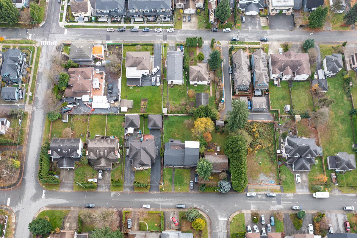 648 Girard Avenue, Coquitlam 26