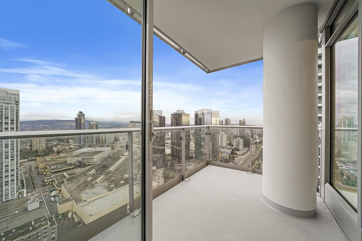 3003 4458 Beresford Street, Burnaby South 4