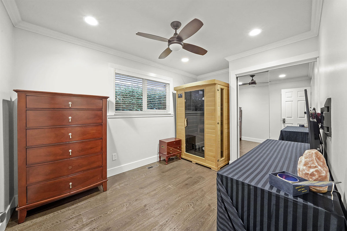 1280 Lansdowne Drive, Coquitlam 15