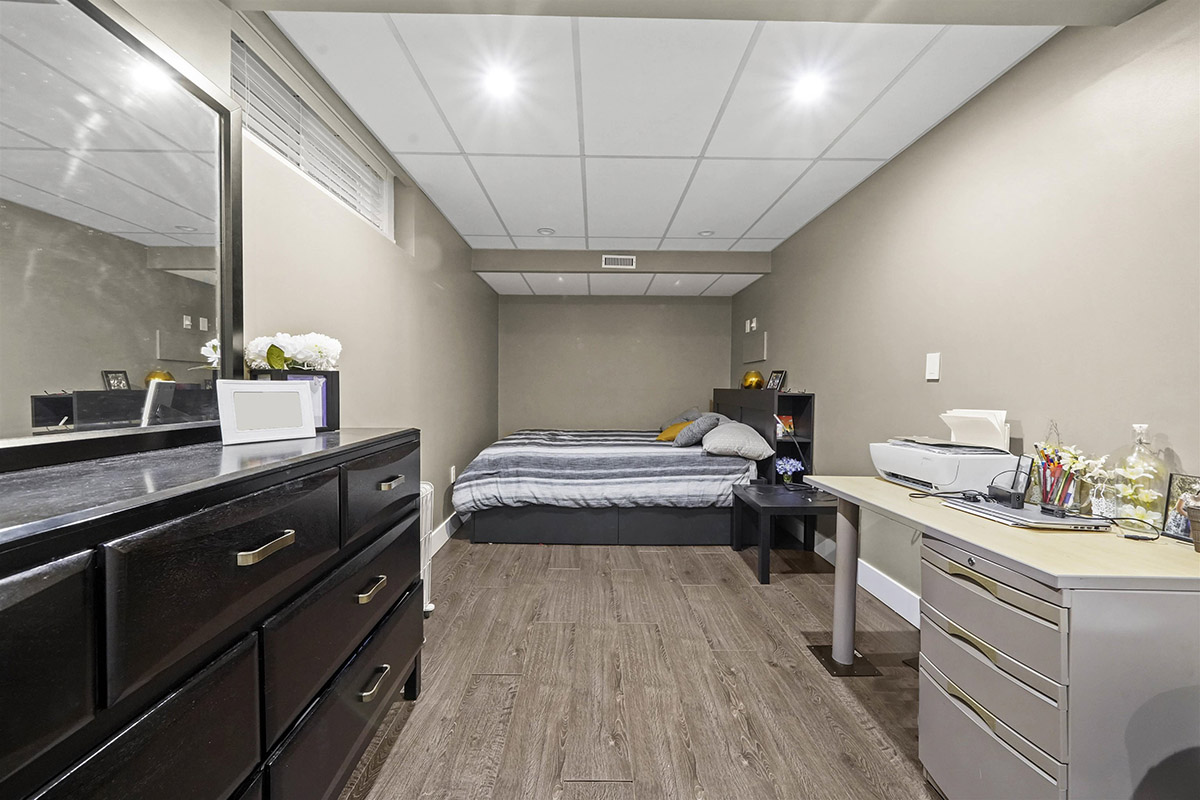 1280 Lansdowne Drive, Coquitlam 27