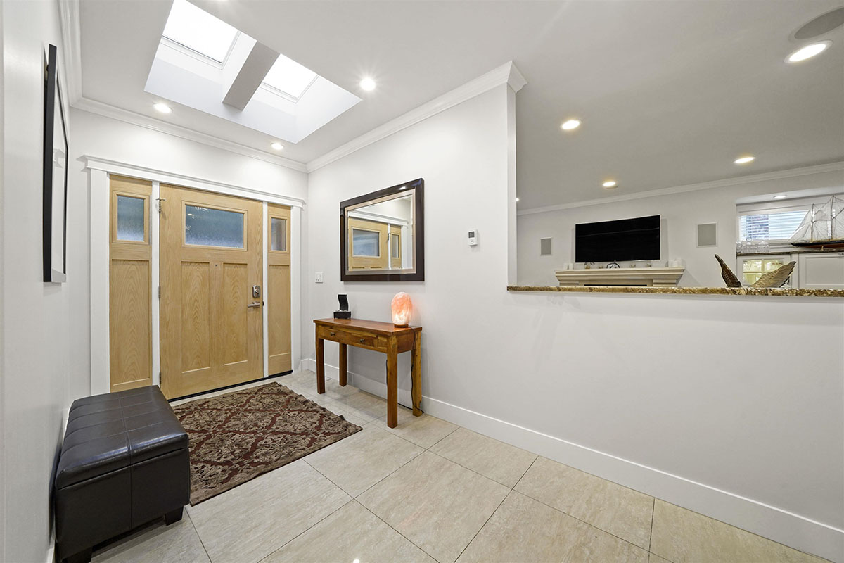 1280 Lansdowne Drive, Coquitlam 3