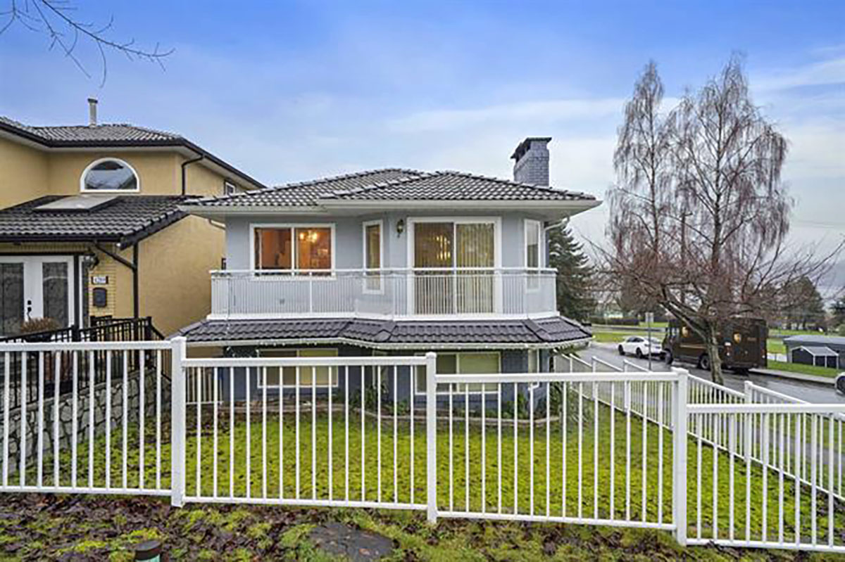 281 N Madison Avenue, Burnaby North 2