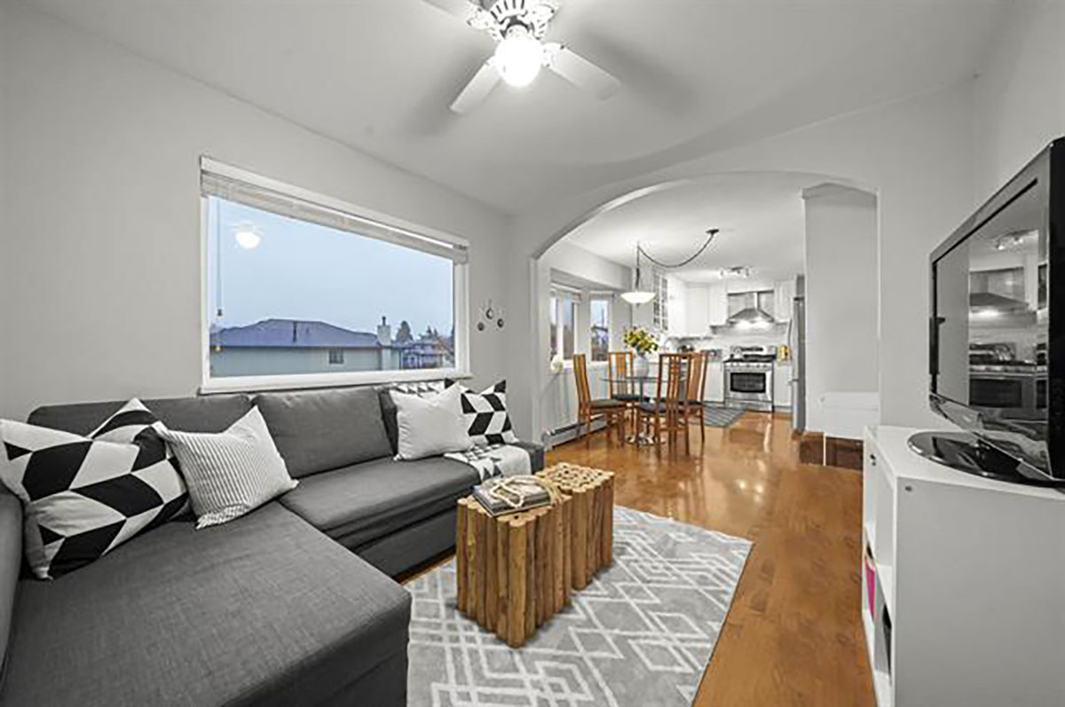 281 N Madison Avenue, Burnaby North 17