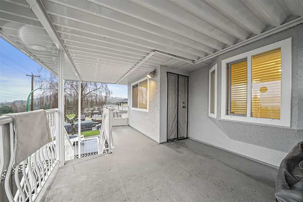 281 N Madison Avenue, Burnaby North 4