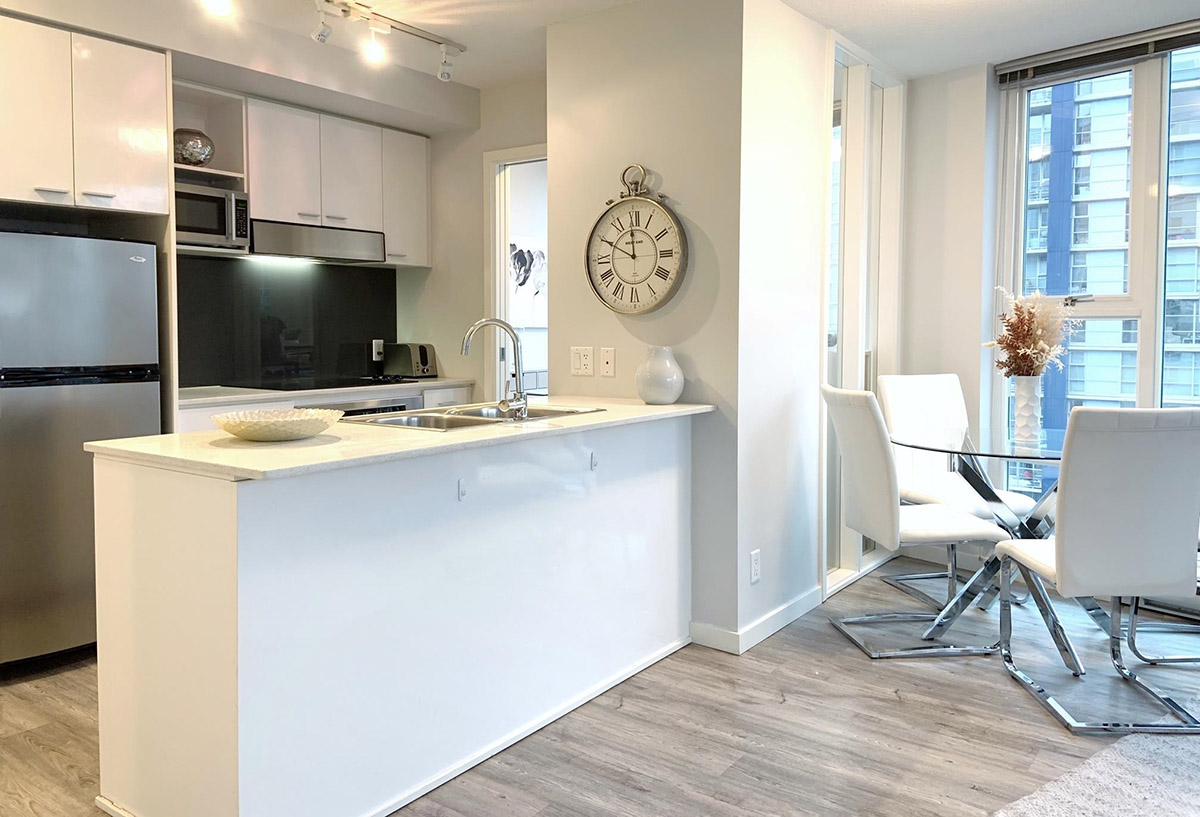 2208 131 Regiment Square, Vancouver West 8
