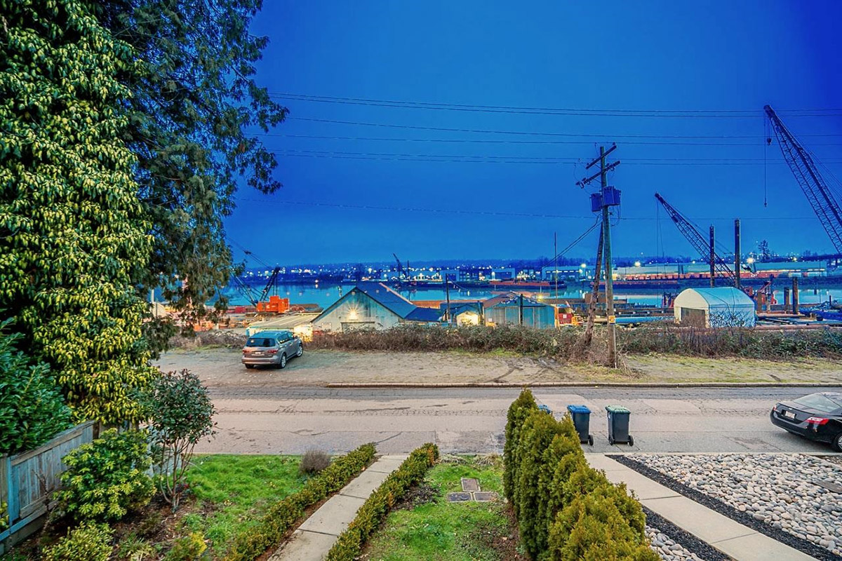 1927 River Drive, New Westminster 17