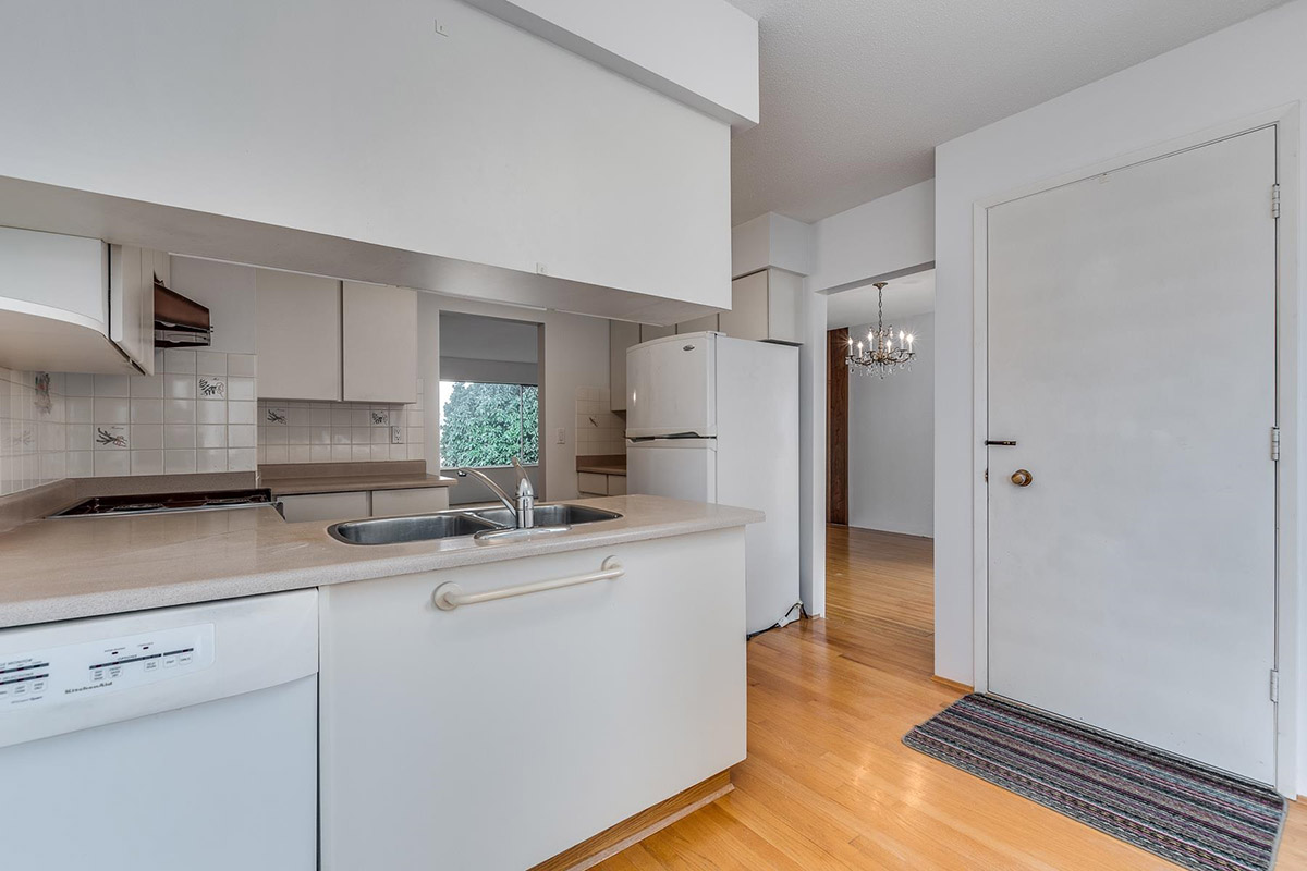 1456 Ross Avenue, Coquitlam 9