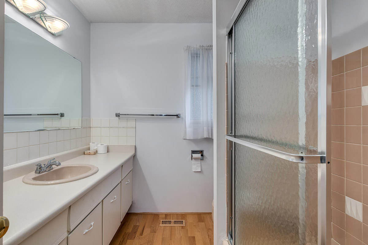1456 Ross Avenue, Coquitlam 16