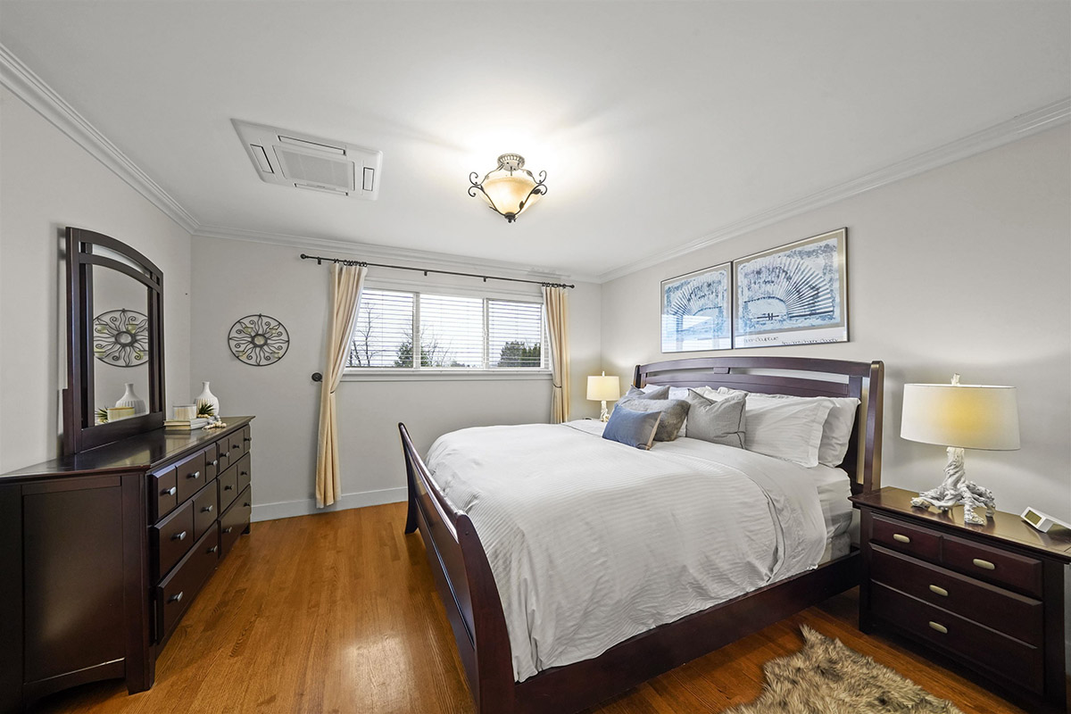 55 Canberra Avenue, Burnaby North 19